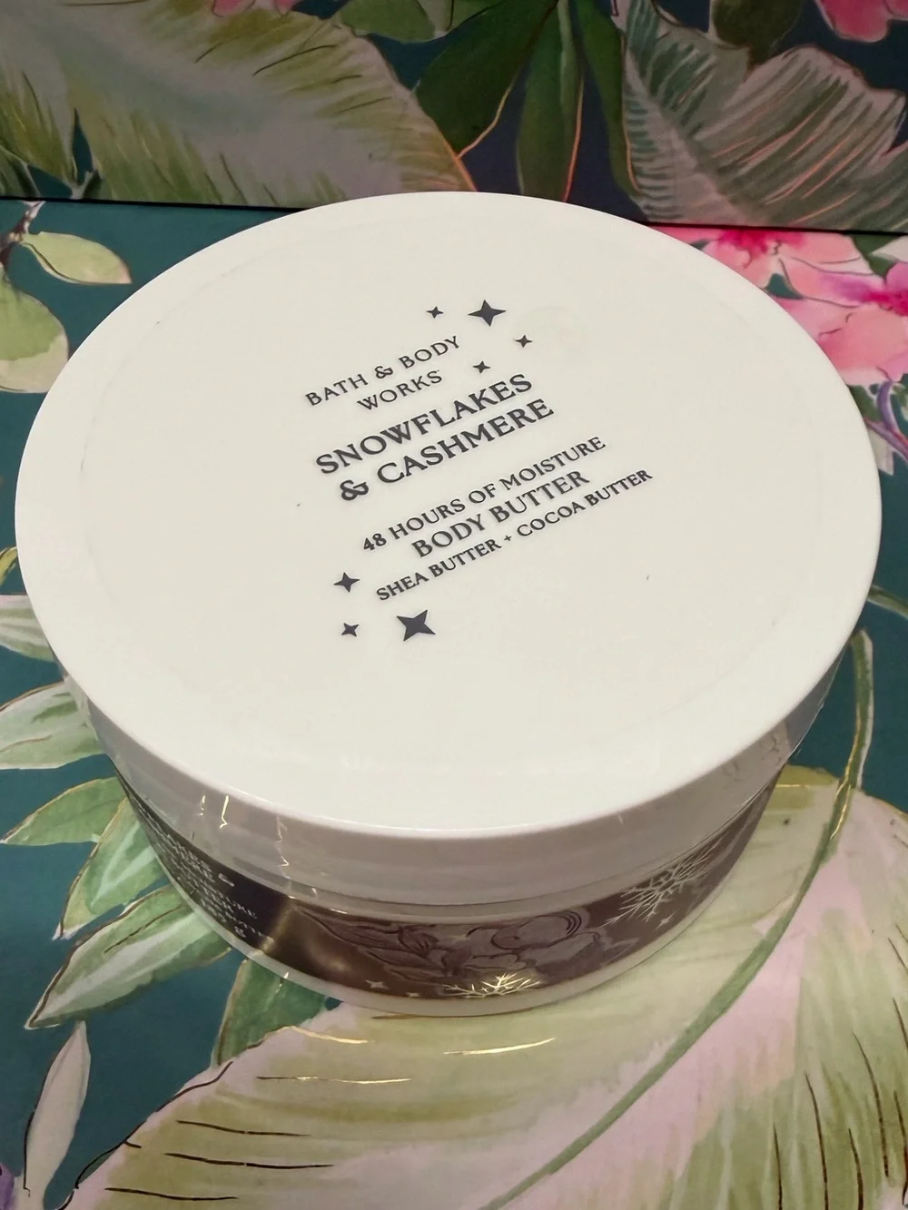 Bath & Body Works Snowflakes & Cashmere 48-Hour Moisture Body Butter 6.5 oz NWT